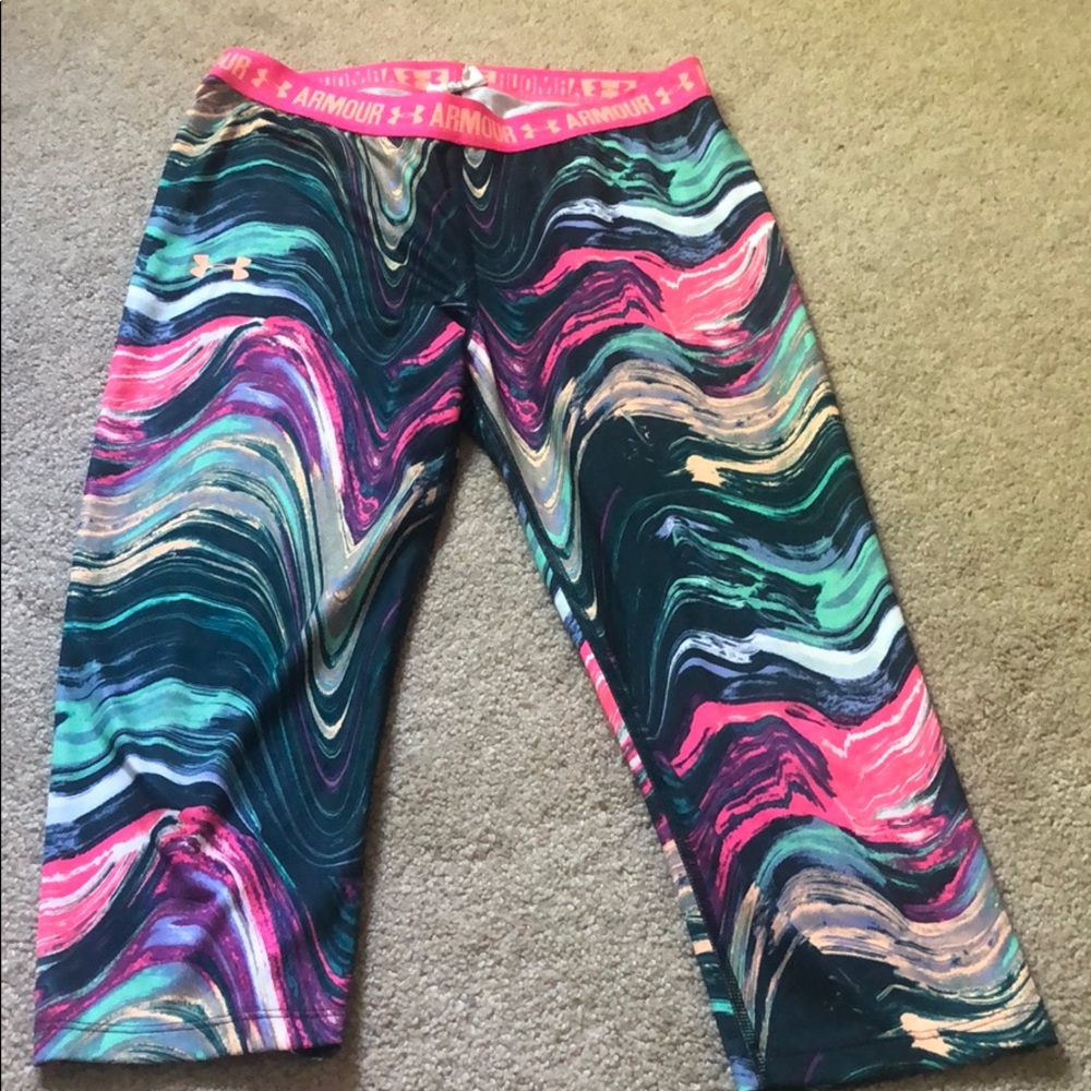 Girls Under armor cropped leggings